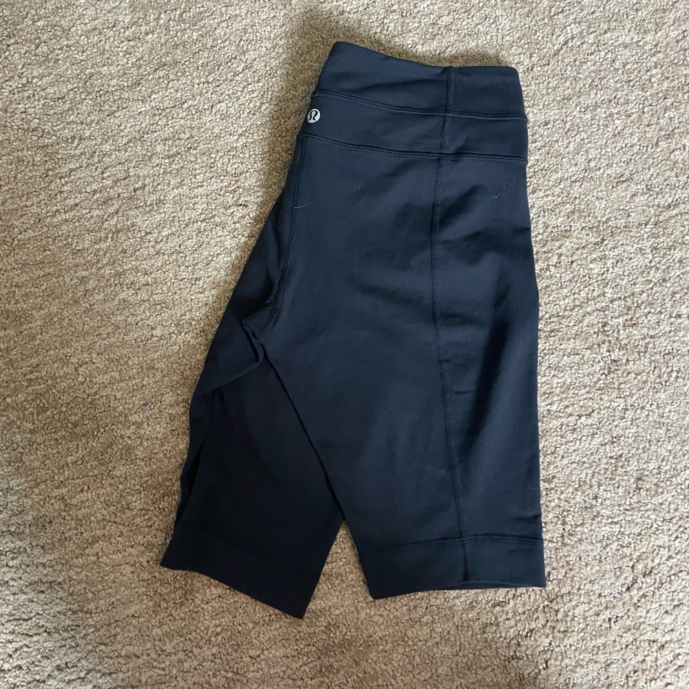 Lululemon bike shorts